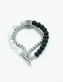 MATTE ONYX/HOWLITE BEADS/STAINLESS STEEL/TOGGLE CLOSURE 